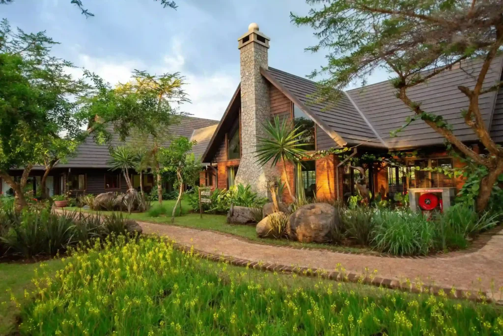 luxury lodge in karatu