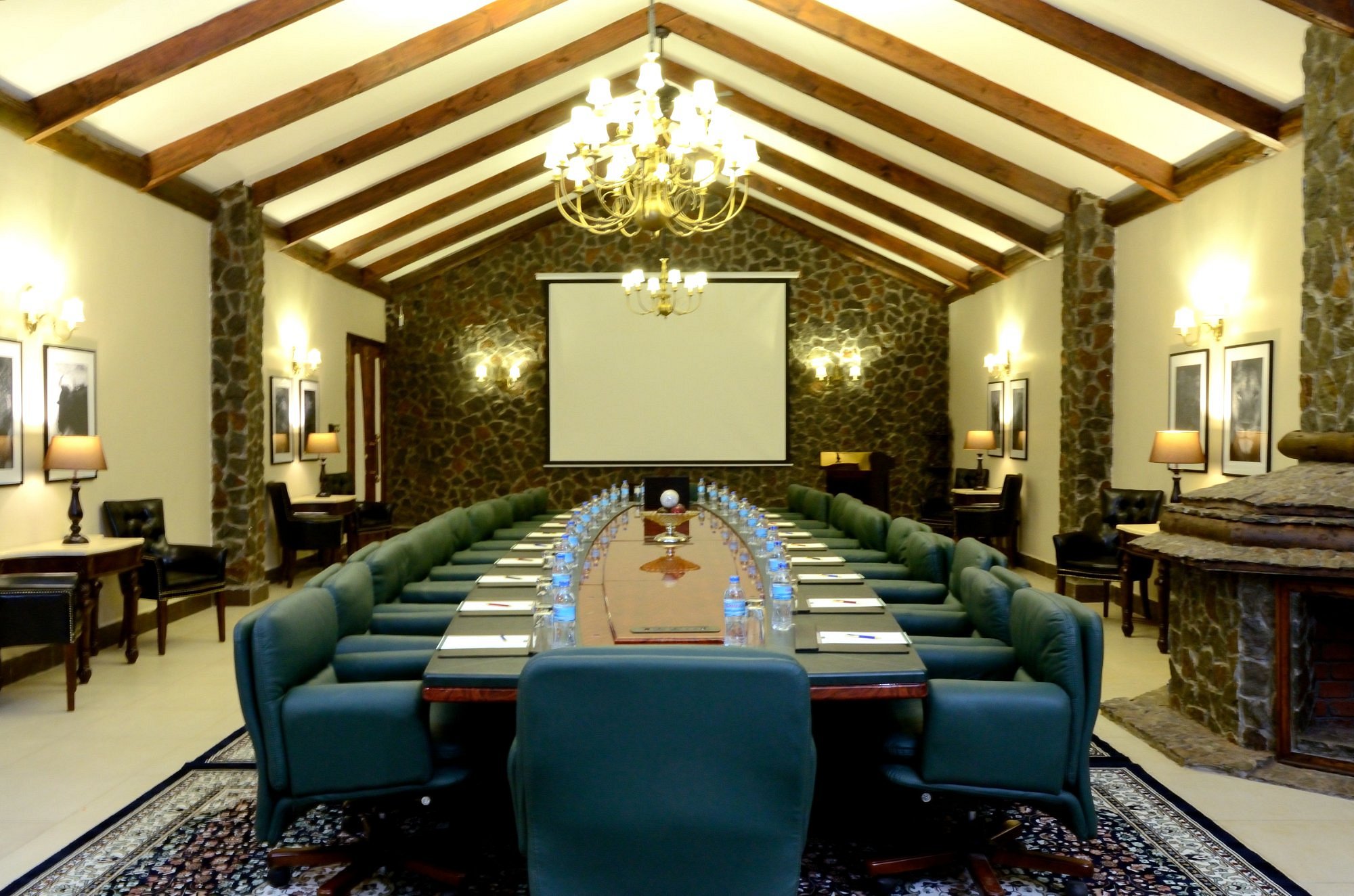 luxury lodge in karatu