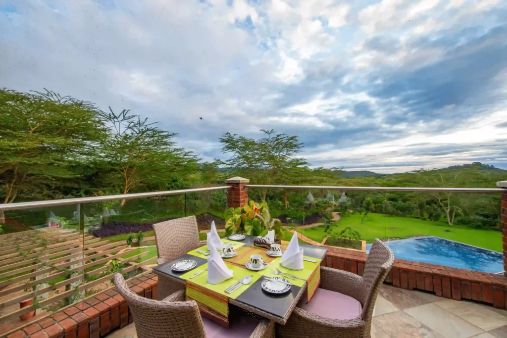 luxury lodge in karatu